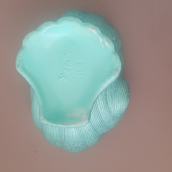 Vintage Shawnee Elegance Metallic Shell Flower Bowl - Picture 6 of 7